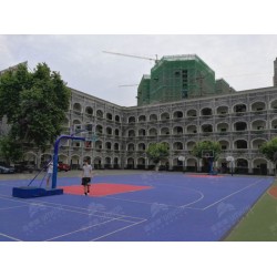 供应深圳篮球场塑料拼装运动悬浮地板